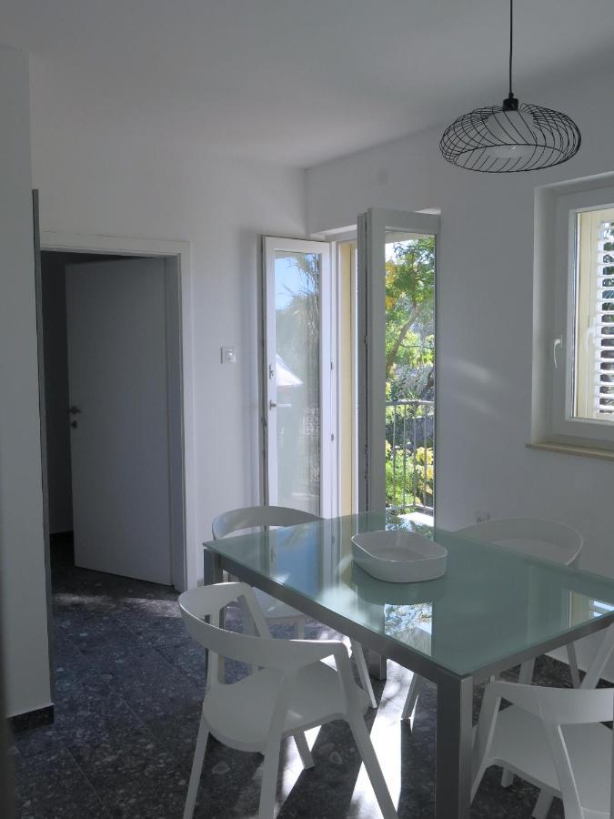 Rea Apartment