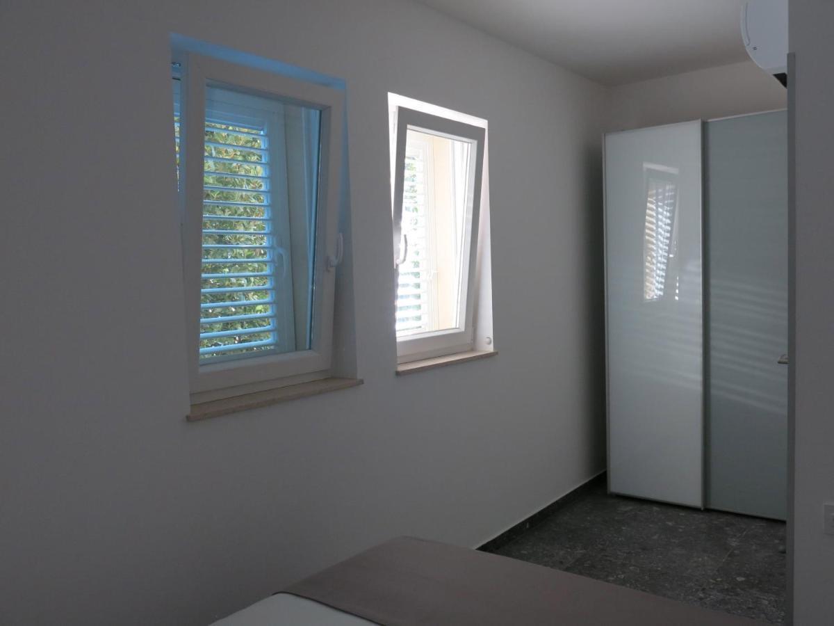Rea Apartment